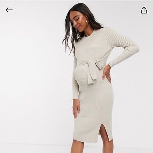 Beautiful cream rib maternity dress NWT
